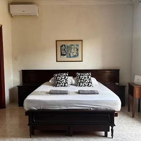 Traditional 3-bedroom In Hamrun Апартаменты